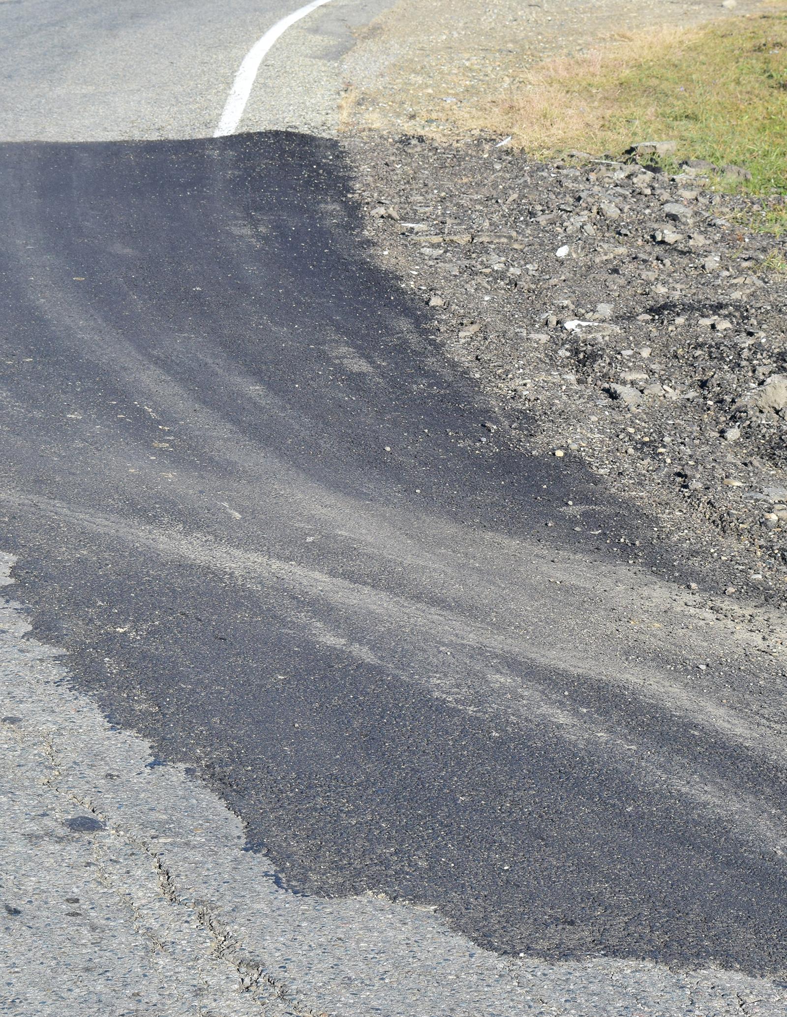 Provincial Council Grants Shift Library Hours, Road Maintenance, Health Services