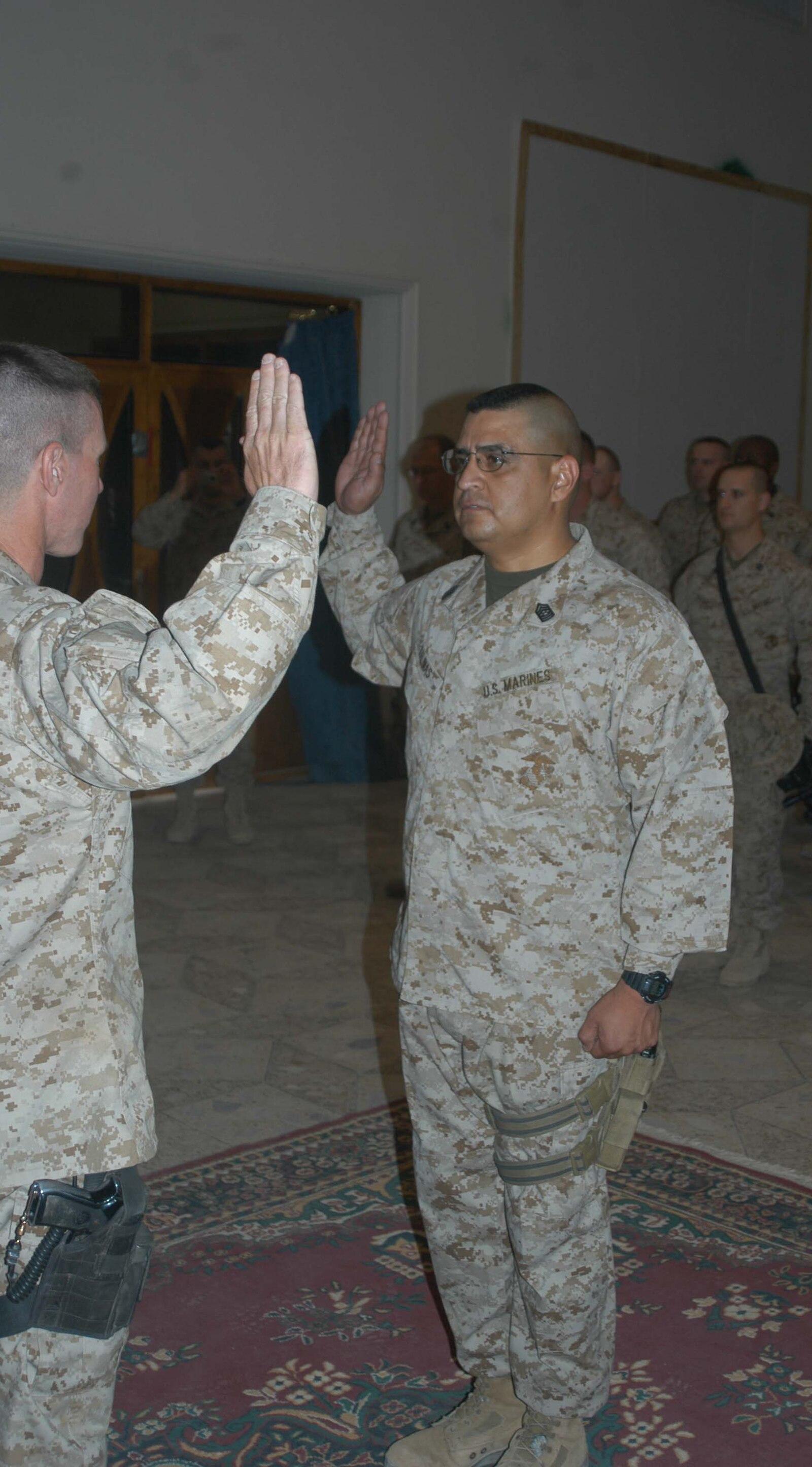 USMC 050502 M 0245S 001