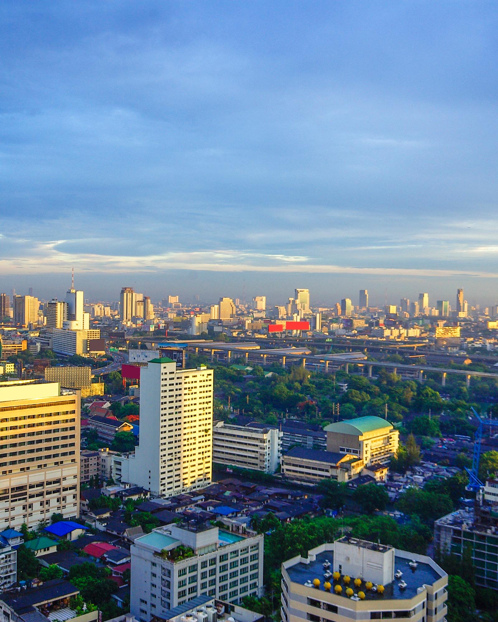 Chinatown Bangkok Prioritizes Food Culture Over Sports Headlines