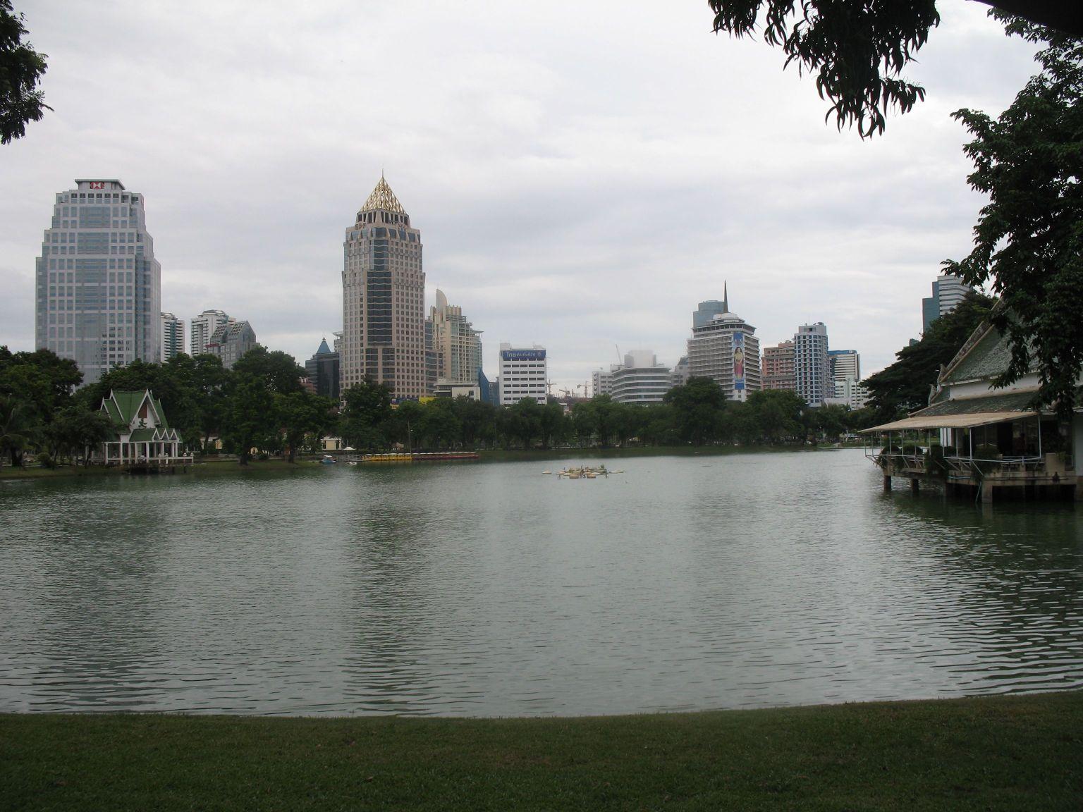 Thai bangkok silom lumpini