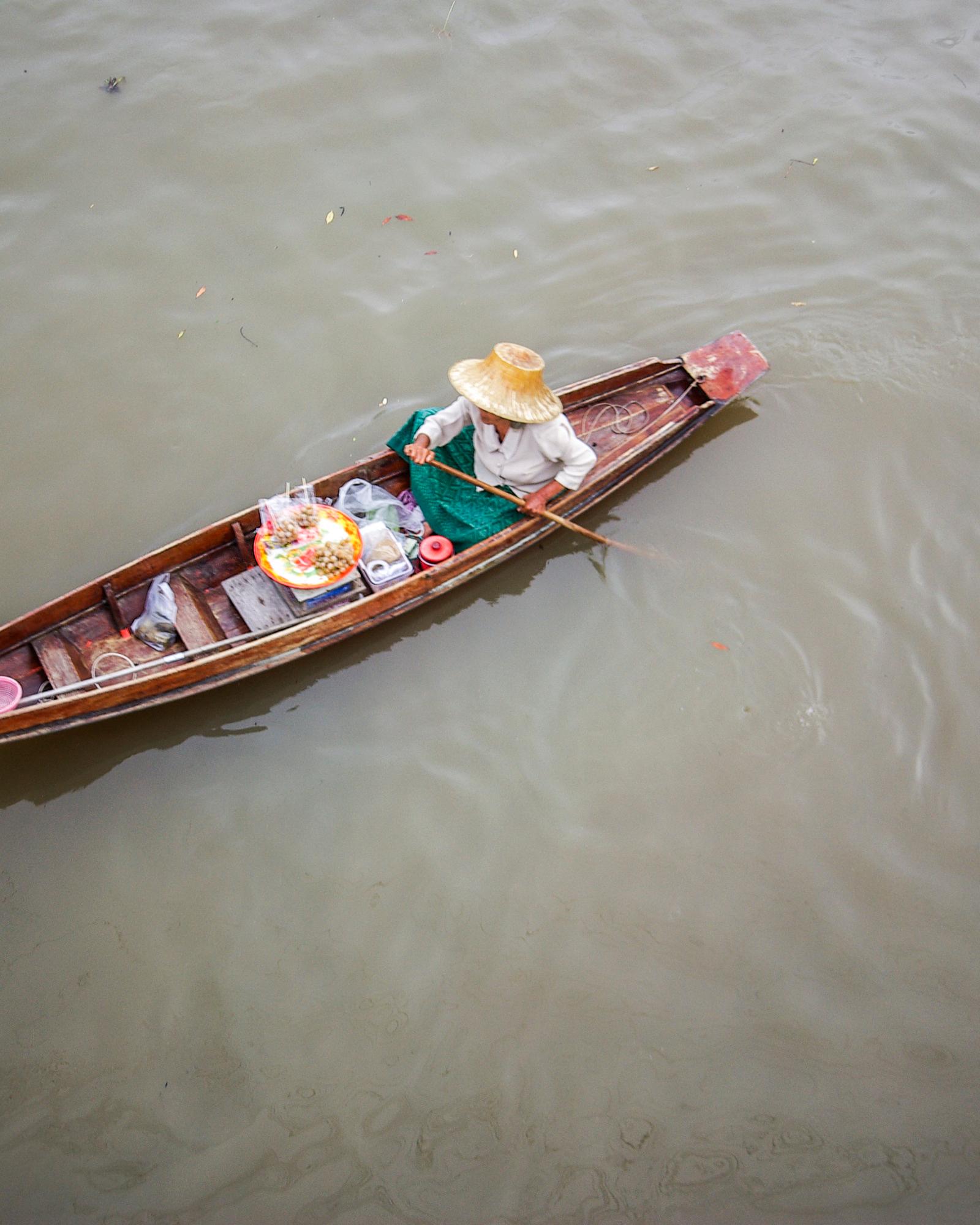 Market Trends in Bangkok's Chinatown: Key Insights for Small Businesses